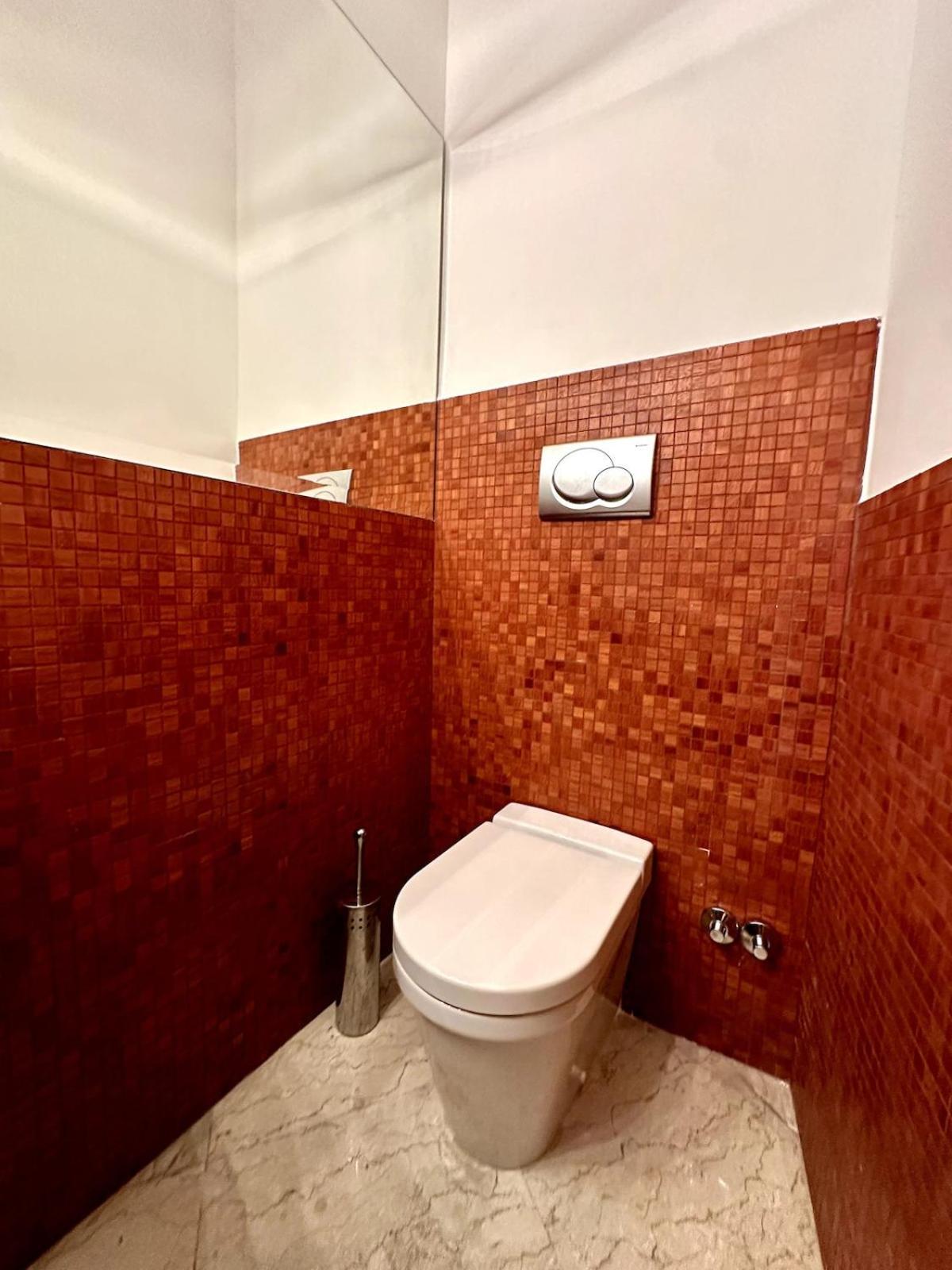 Refined 19 Apartment