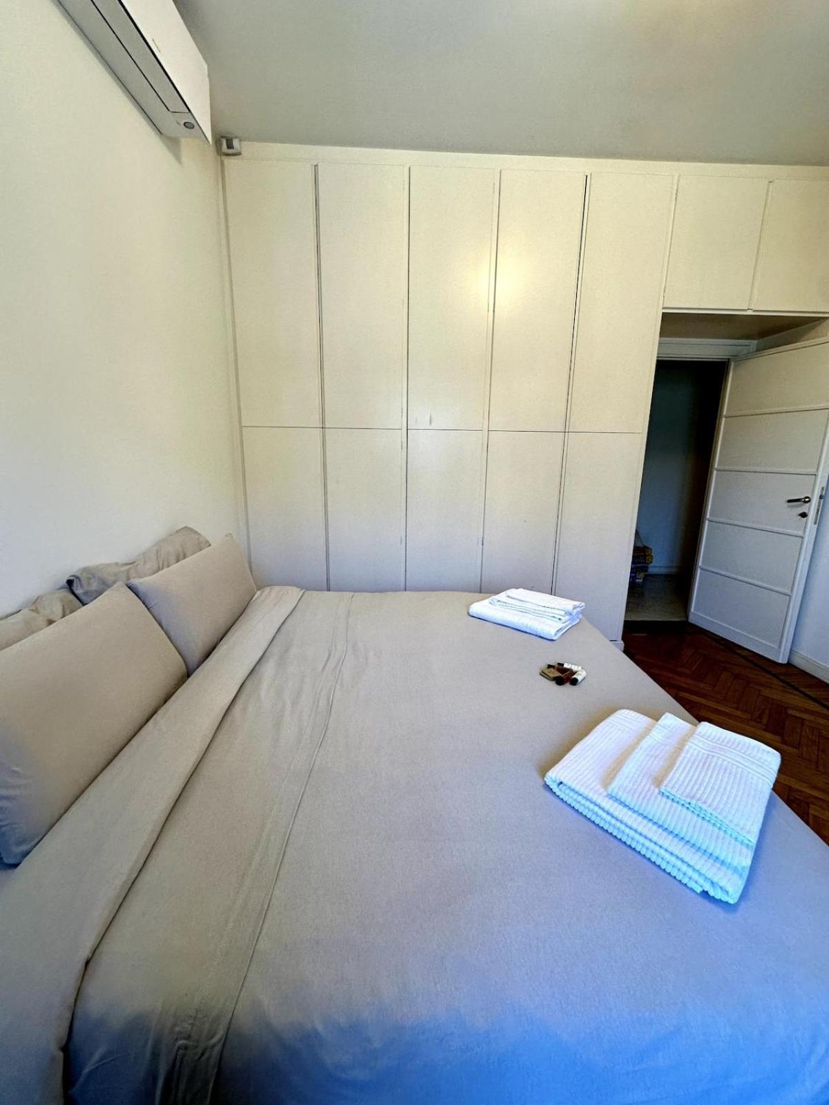 Apartment Refined 19 Rom
